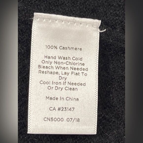 Talbots women’s medium Cashmere Black Long Sleeve Roll Turtleneck tunic Sweater - Picture 5 of 7